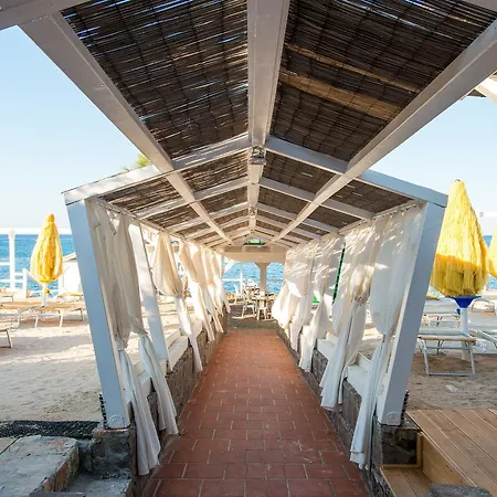Parco Dei Principi - & 4*